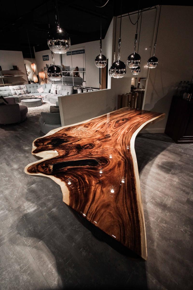 Dining Table – Resins
